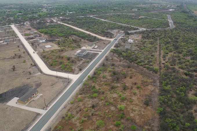 Alamo Acres community photo 3