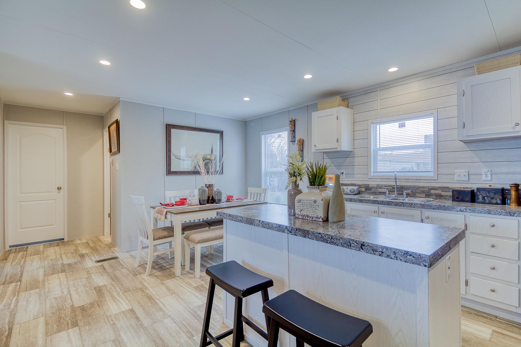 RM2848A-The-Springfield-Kitchen-1.jpg