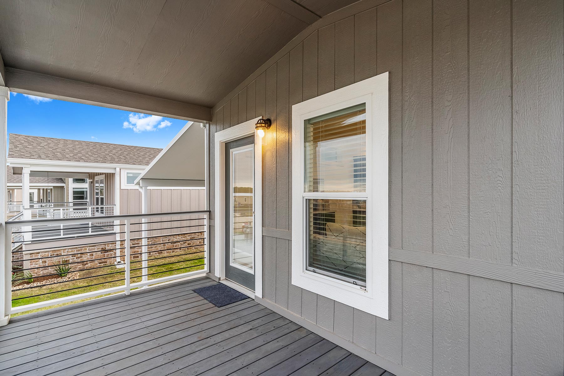 Innovation-1668H-Exterior-4.jpg