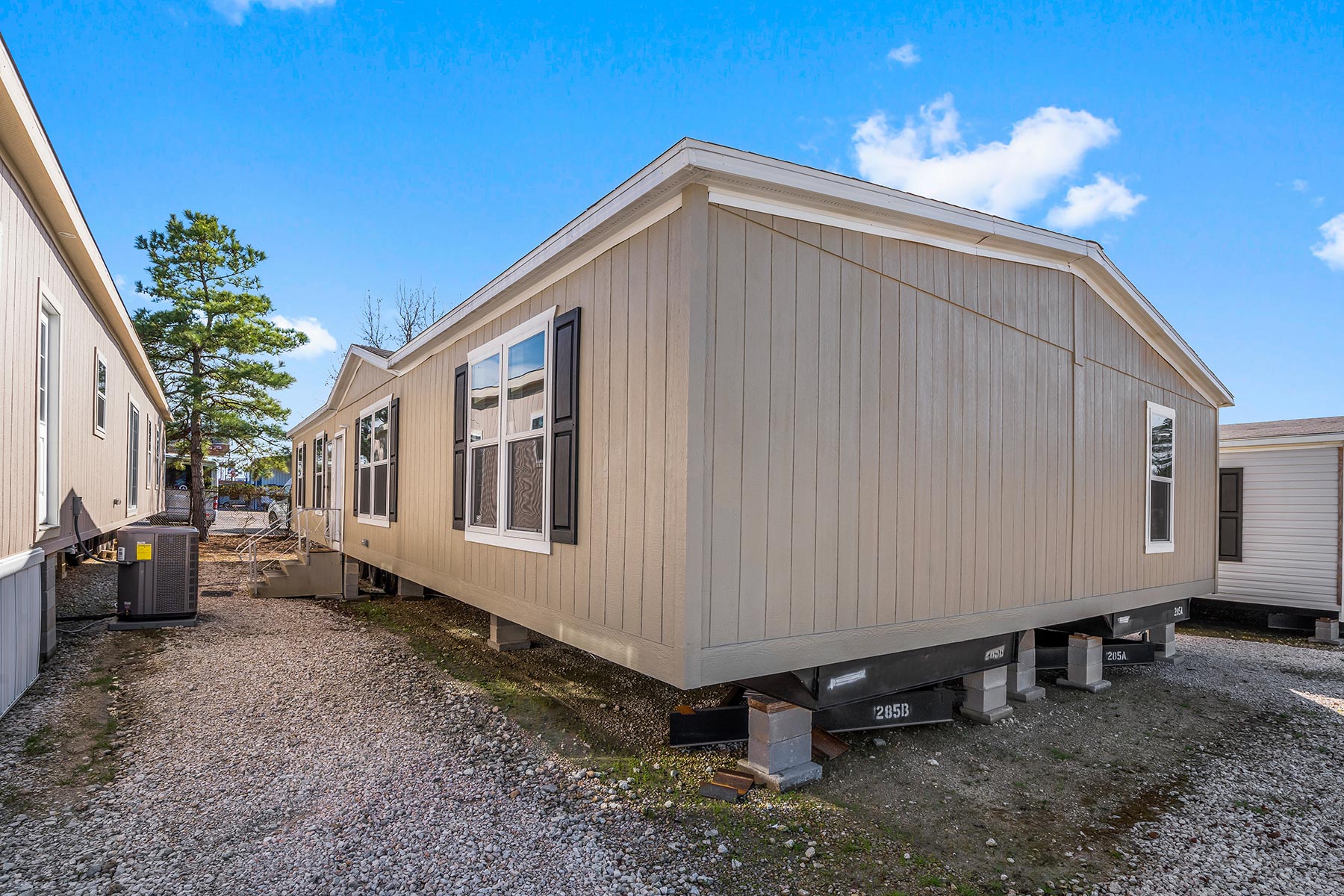 Prime-3260H-Exterior-2.jpg